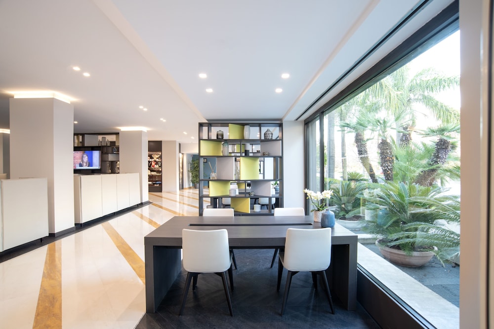 Mercure Roma West 5/73