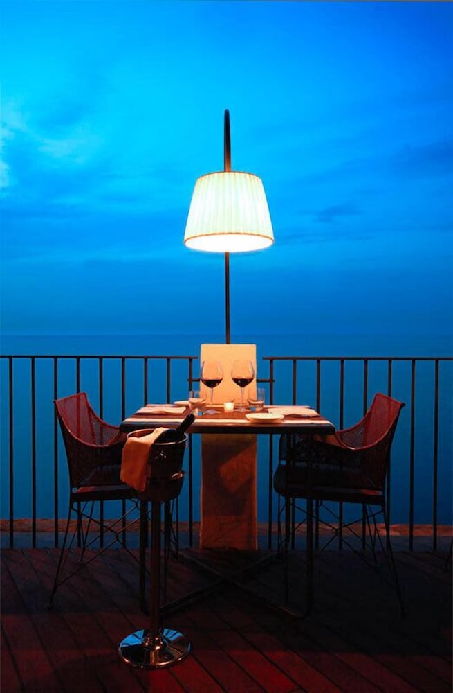 Grotta Palazzese 17/50