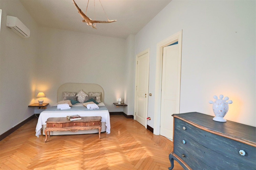 غرفة قياسية بسرير مزدوج، Relais Delle Rose Bed And Breakfast 6/10