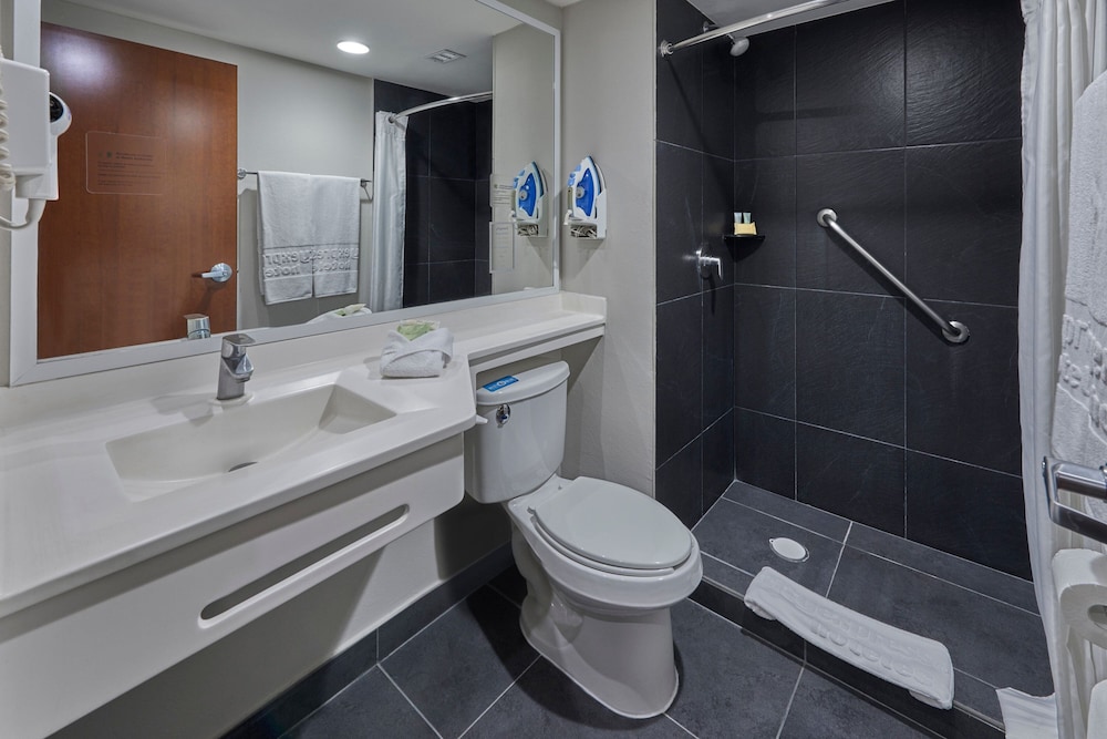 City Express by Marriott Irapuato Norte 59/60