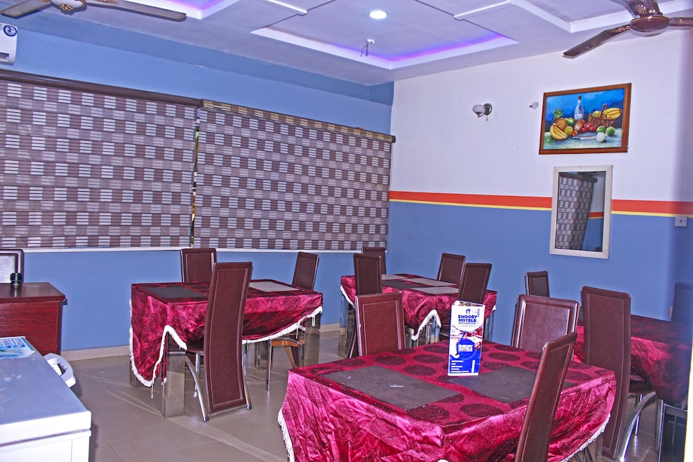 EMROSY HOTELS AND SUITES 42/50