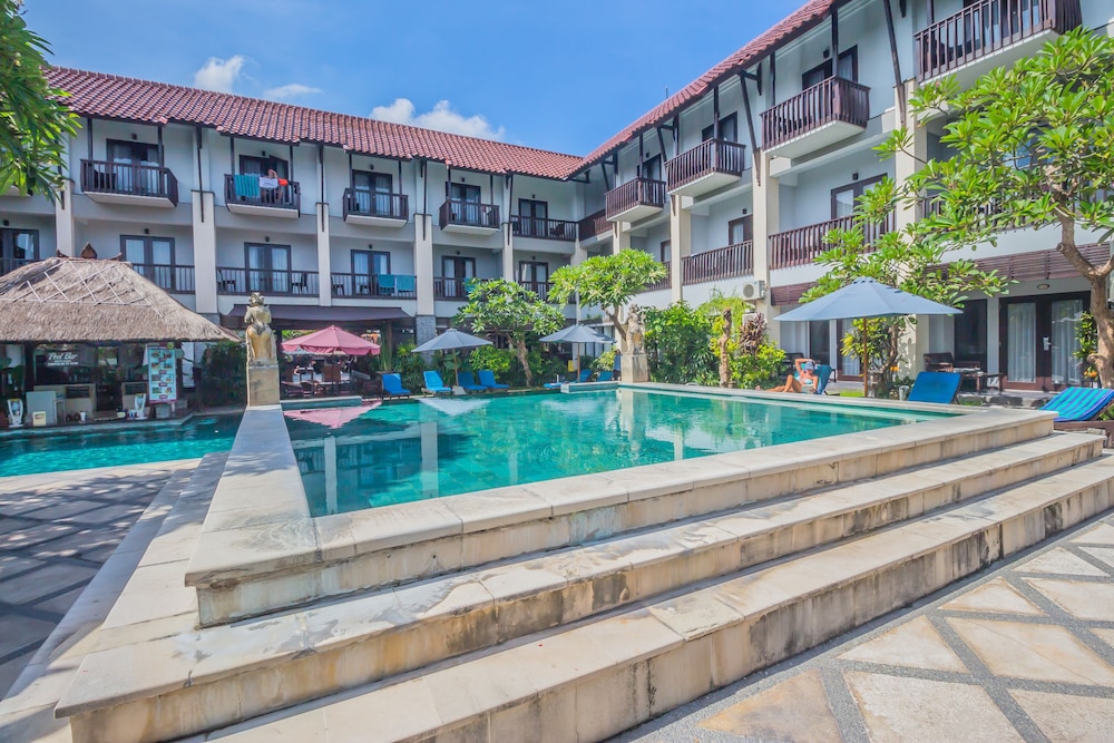The Lokha Legian Resort and Spa 13/75