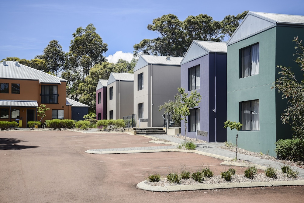 FORTE LEEUWIN APARTMENTS 52/57