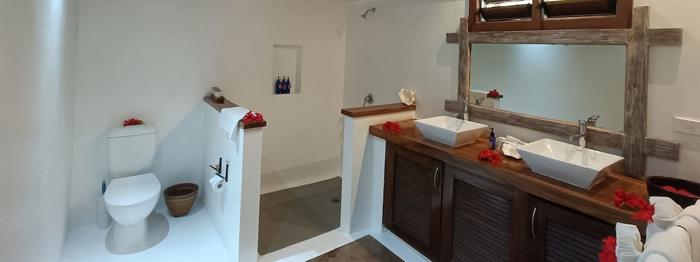 Navutu Stars Resort 62/63
