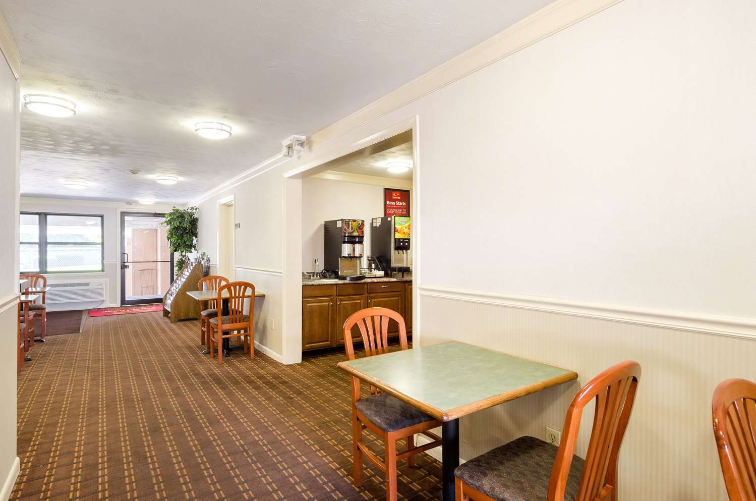Howard Johnson by Wyndham Malden Boston Area 12/15