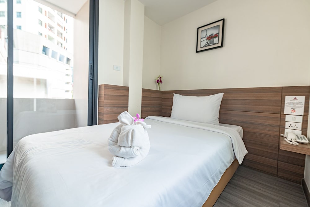 Sovereign Group Hotel Pratunam Bangkok 21/61