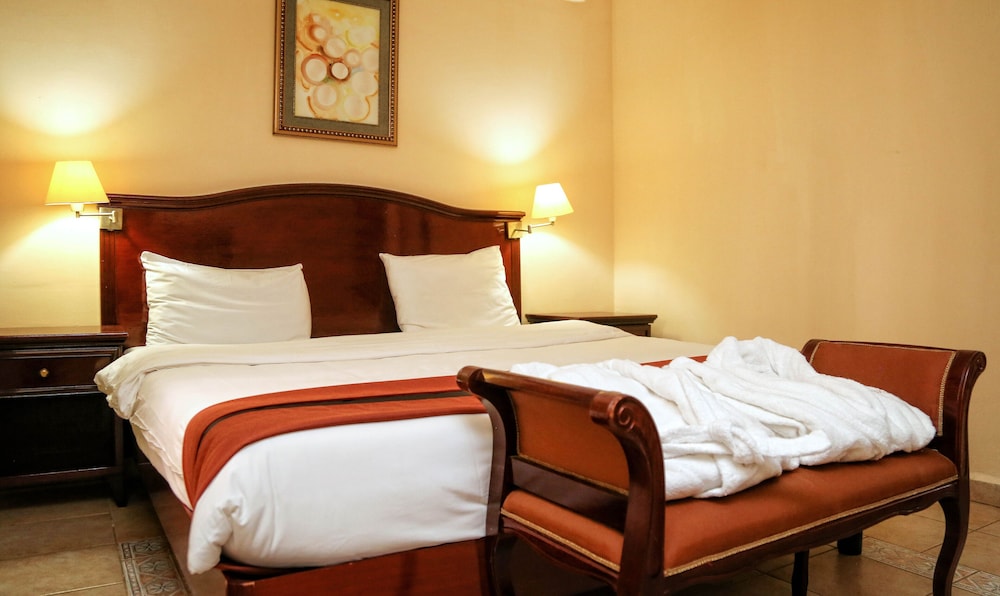 Ocean Bay Hotel and Resort 19/56