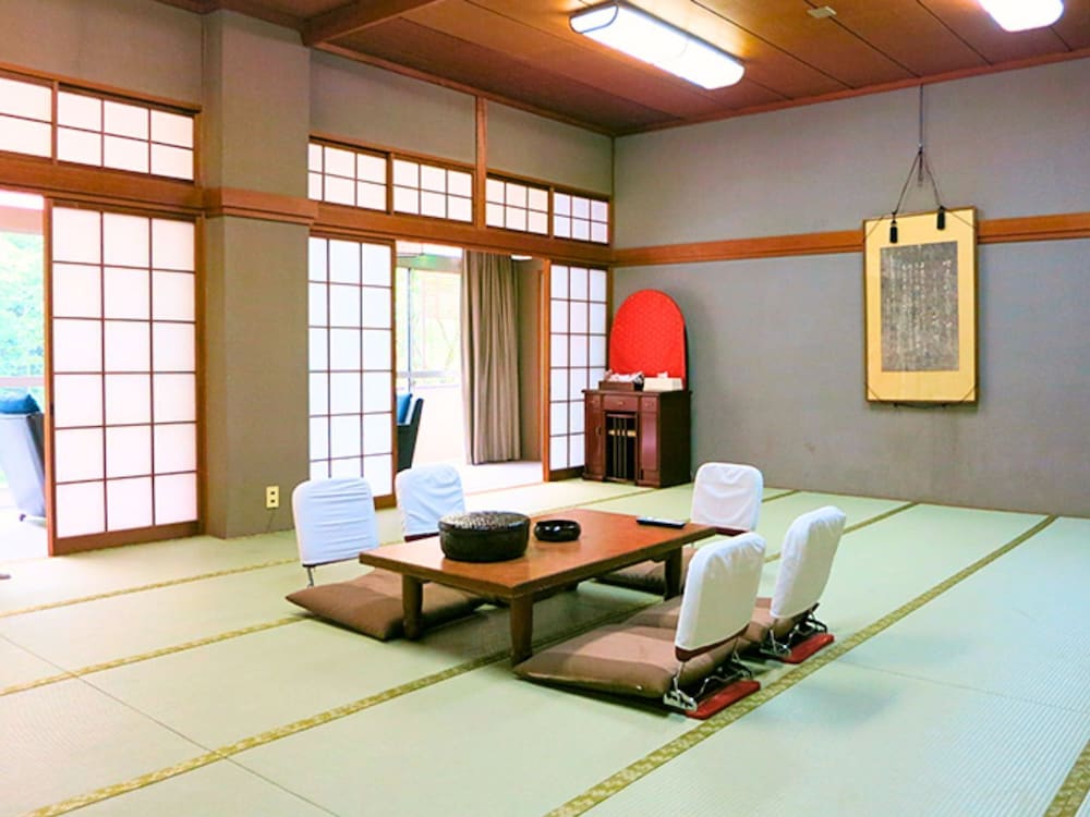 Takao Kanko Hotel 13/50