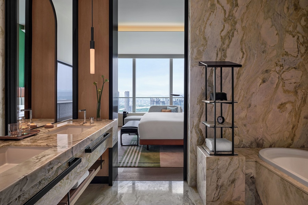Andaz Nanjing Hexi 48/50
