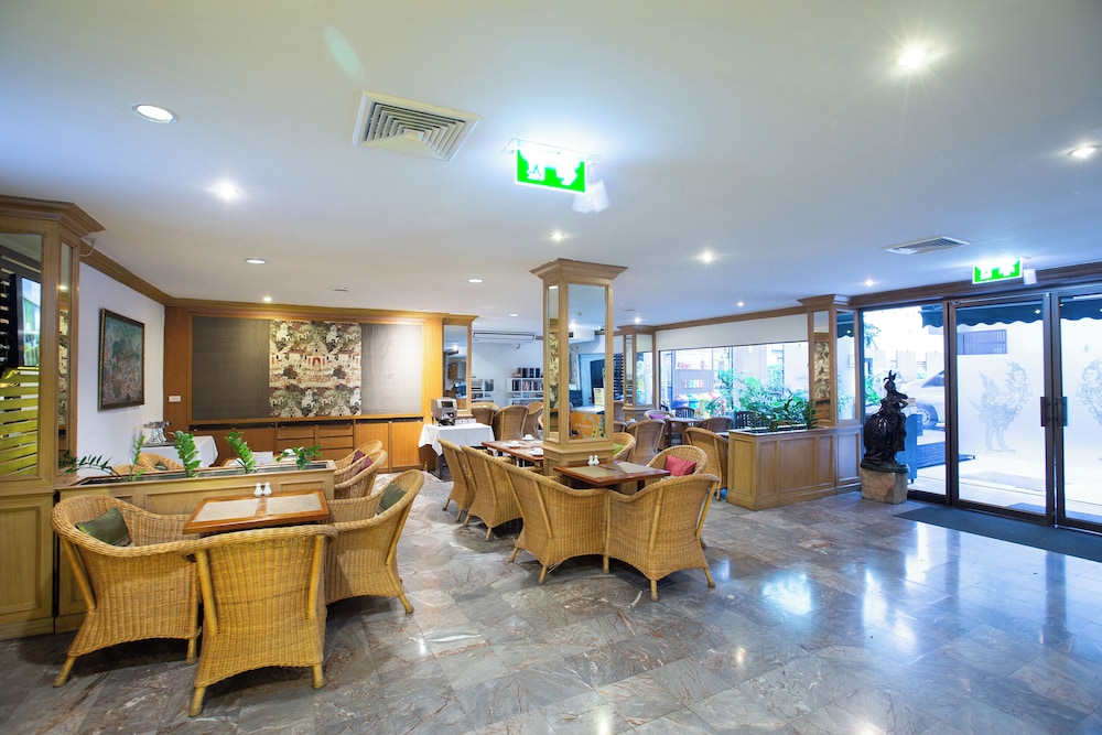The Tarntawan Hotel Surawong Bangkok 43/60