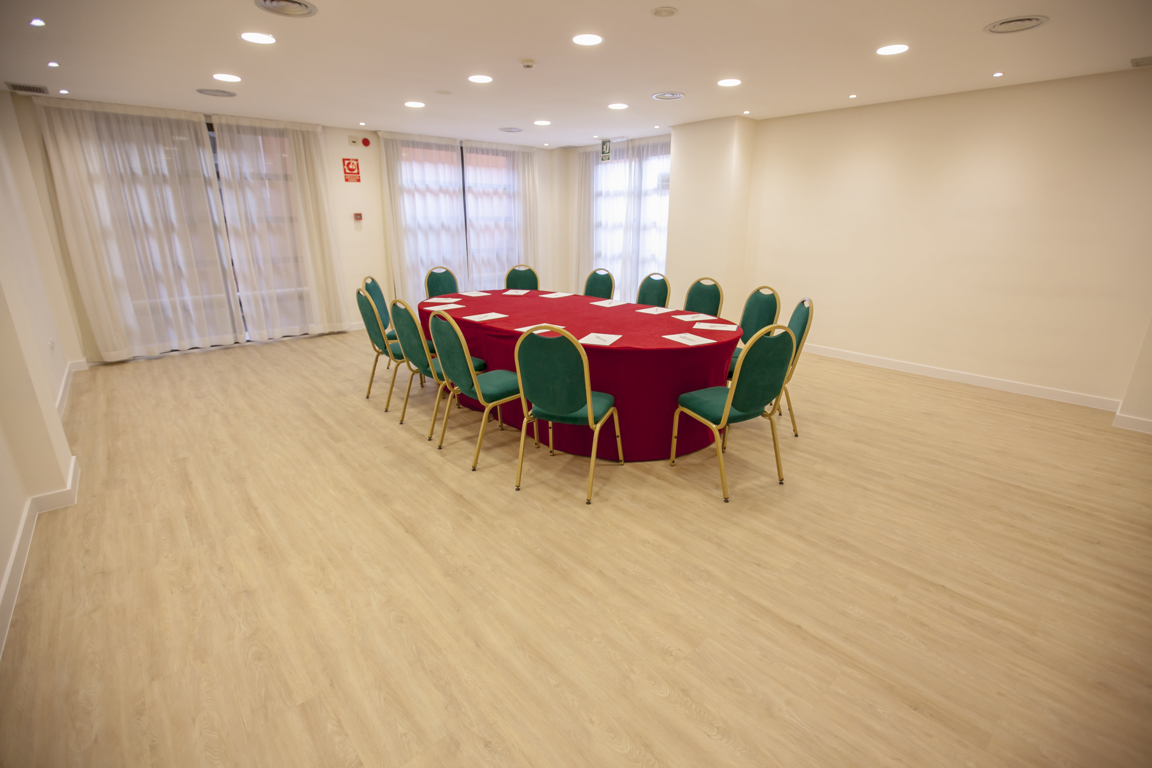Holiday Inn Express Valencia - Ciudad De Las Ciencias 7/14