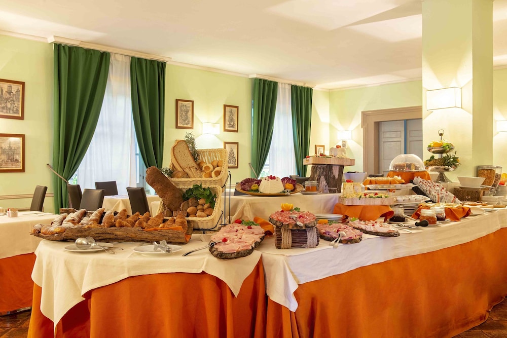 Grand Hotel Terme Di Stigliano 41/53