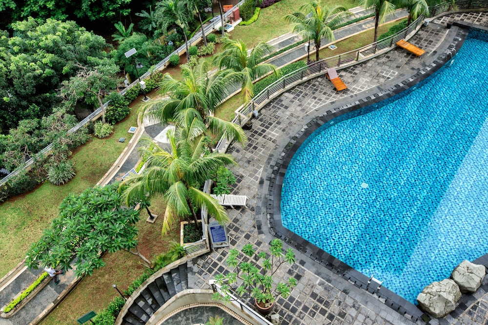Horison Ultima Suite and Residence Rasuna 50/55