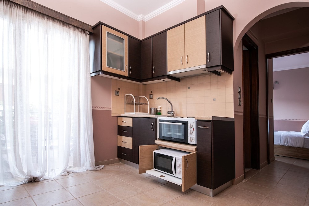 Cyrenia Guesthouse 8/32