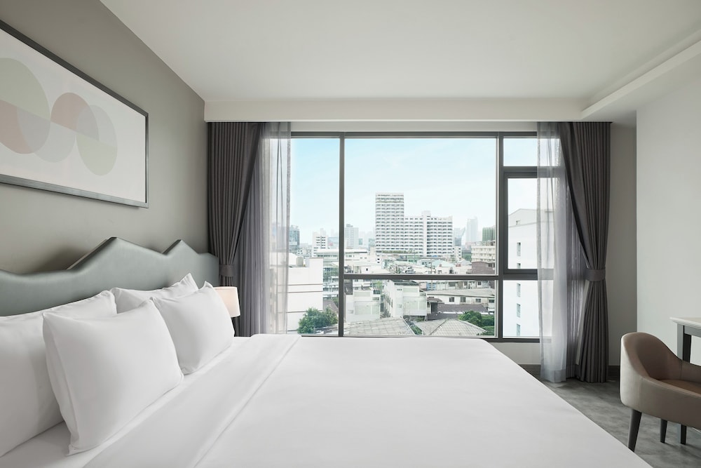 Livable Hotel Bangkok 11/61