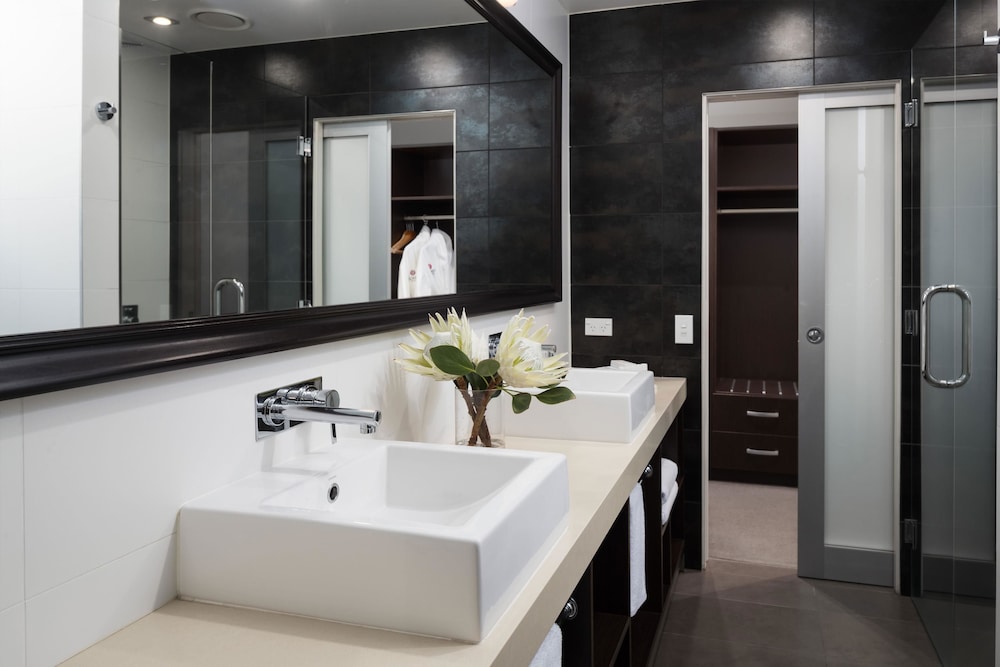 Rydges Auckland 37/82