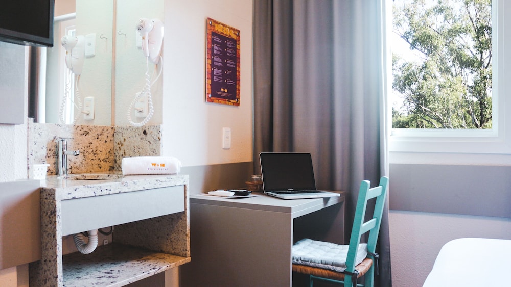 WORK HOTEL 41/47