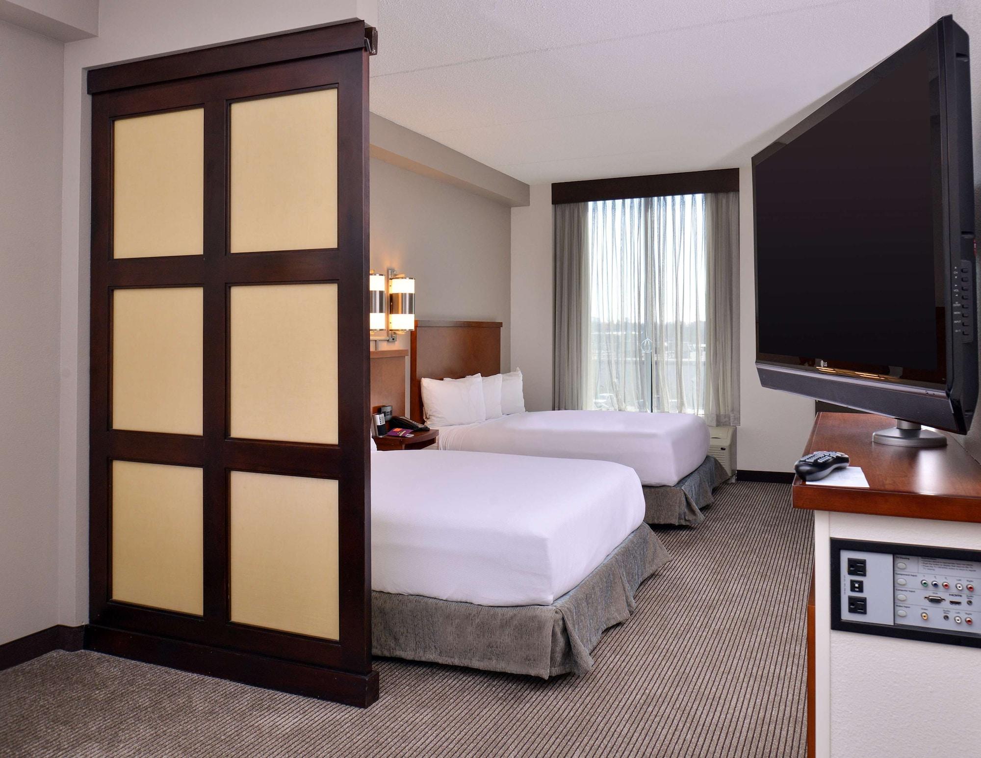 Room, Multiple Beds