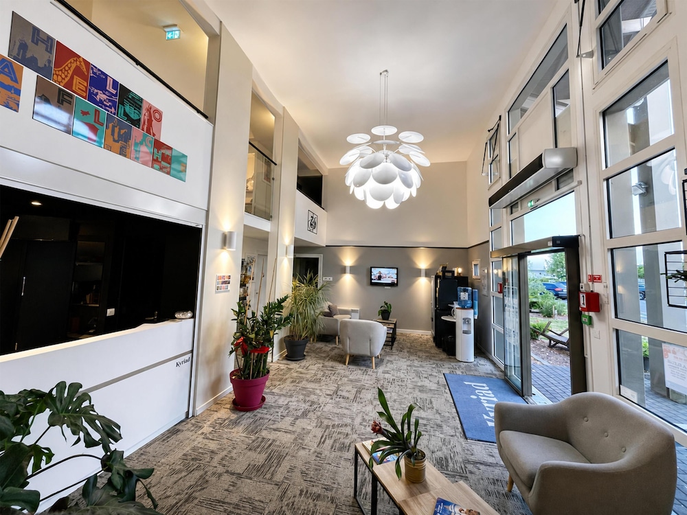 Kyriad La Fleche 38/59