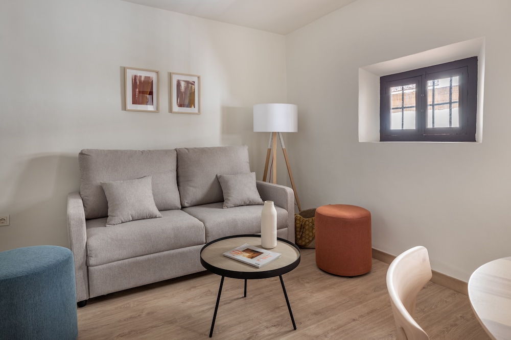 Apartamentos Libere Malaga la Merced 18/31