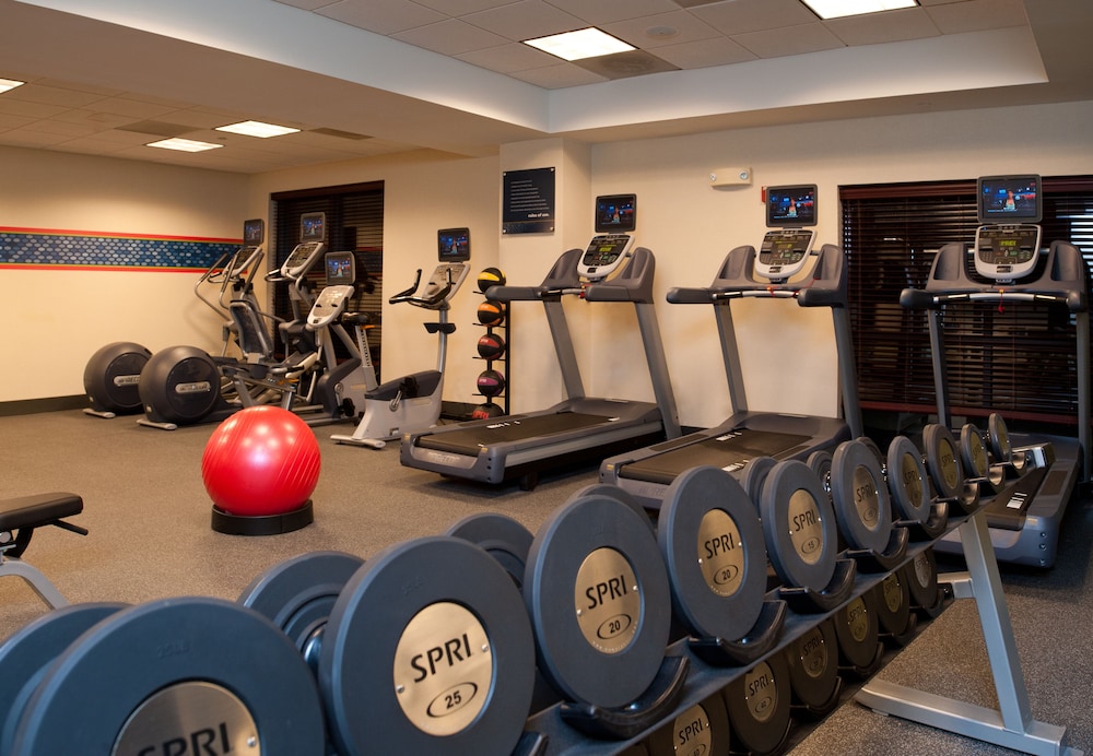Hampton Inn By Hilton Shelton 38/53