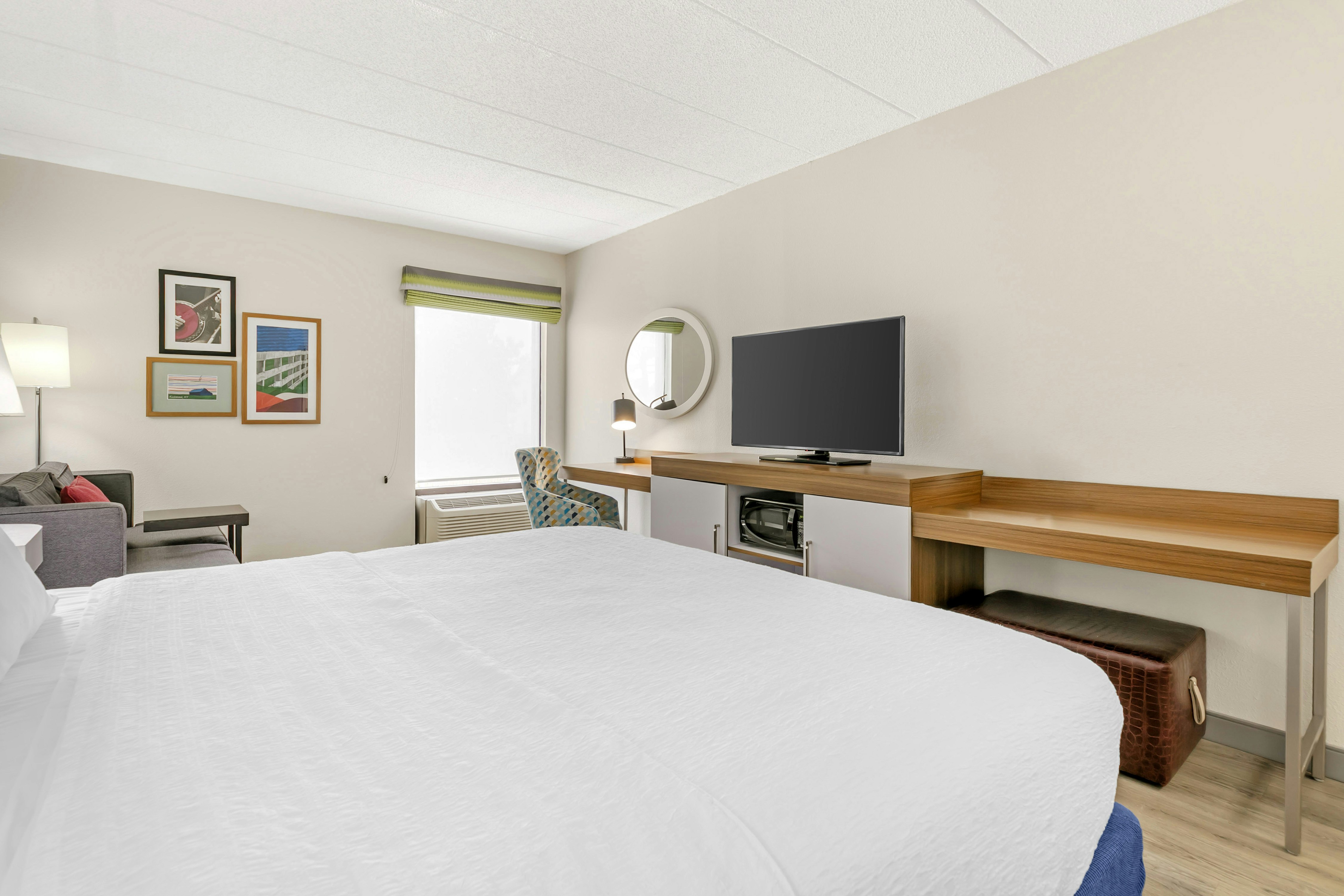 Study, King Bed 3/8