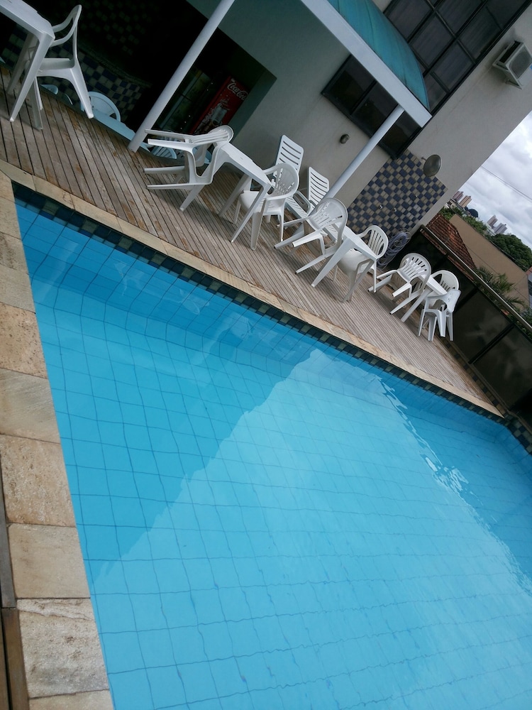 Internacional Hotel 21/35
