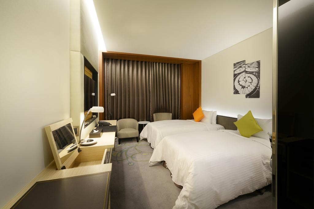 Deluxe, Twin Beds