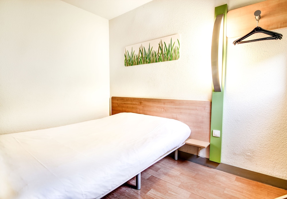 Ibis Budget Chateaudun 26/52