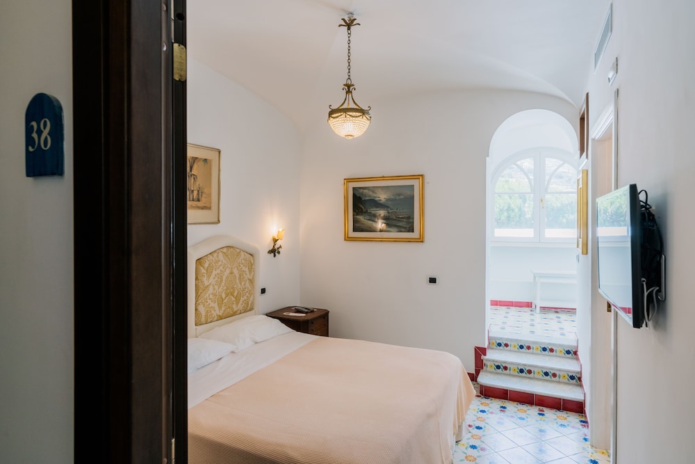 Hotel Giordano 34/76