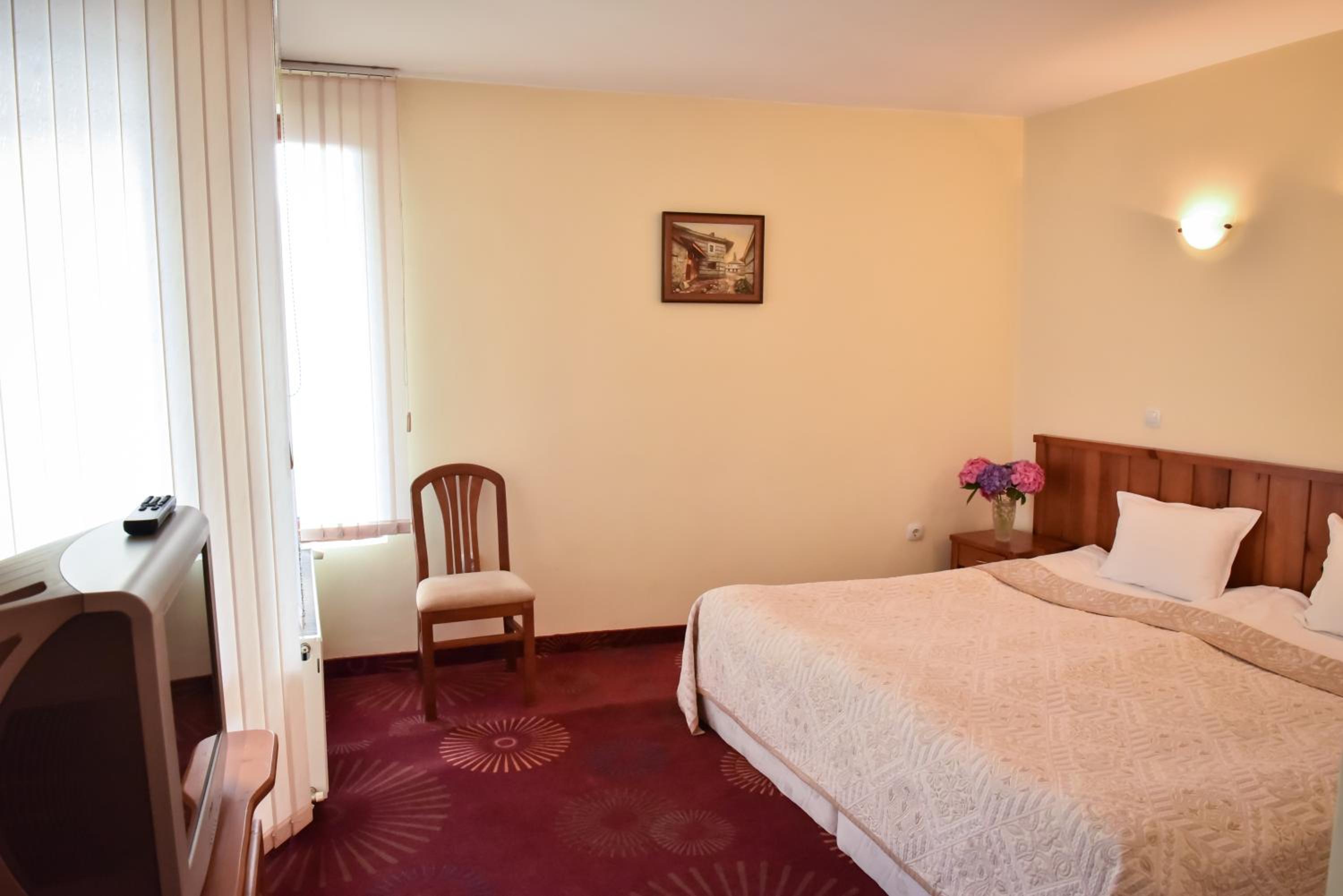 Room, Double Bed