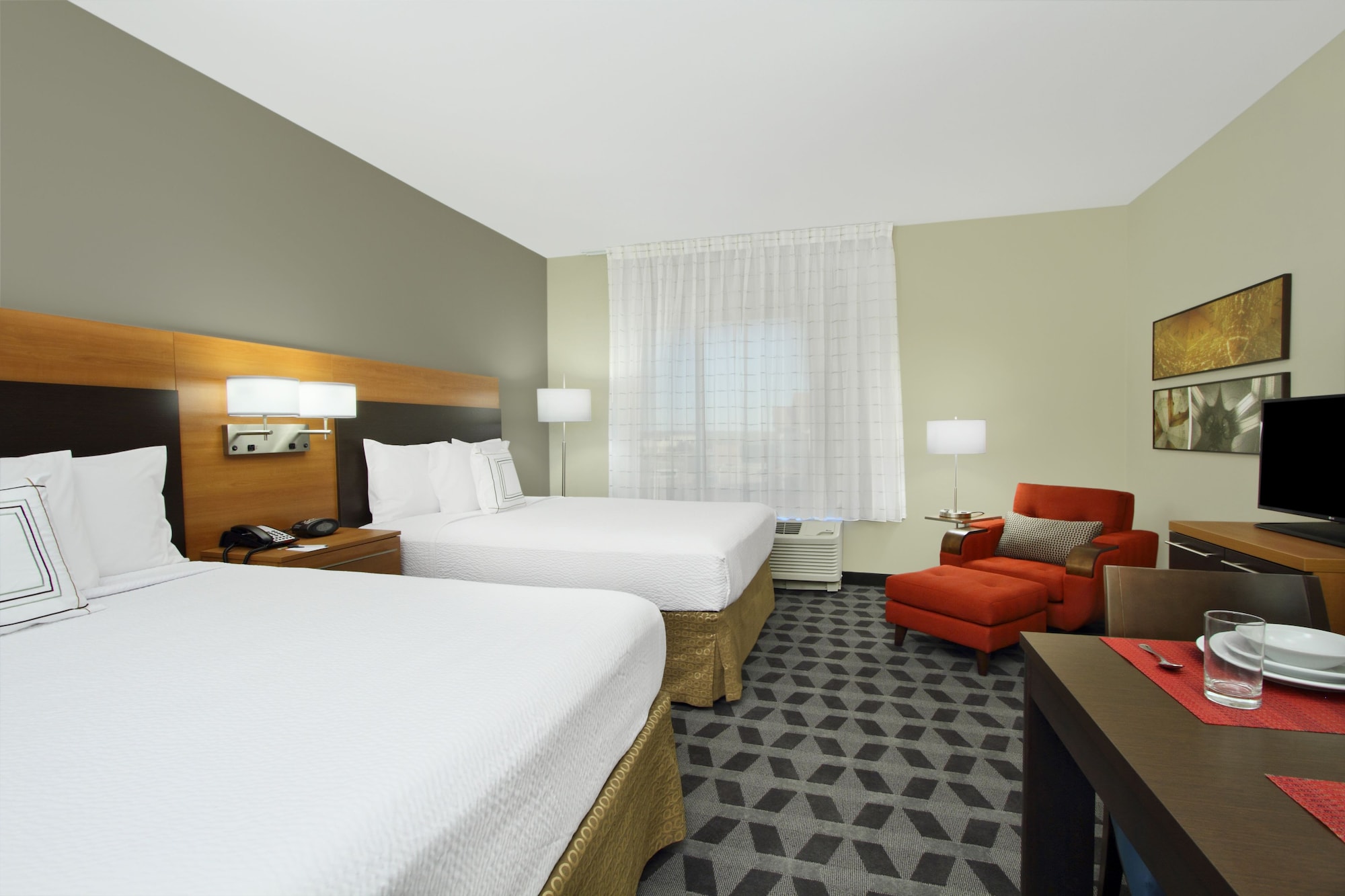 Studio, 2 Queen Beds, Accessible
