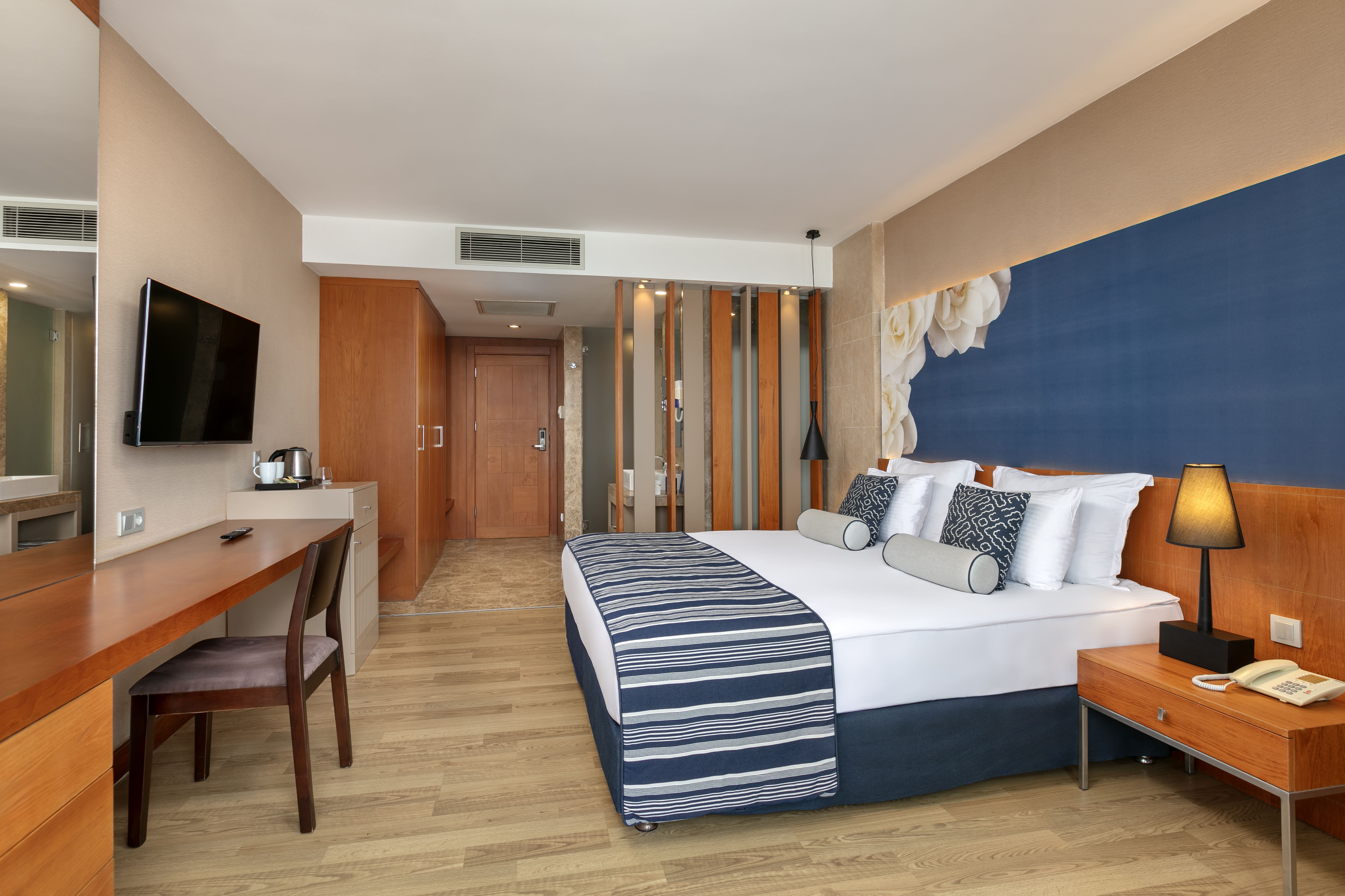 Room, Double Bed, Land View