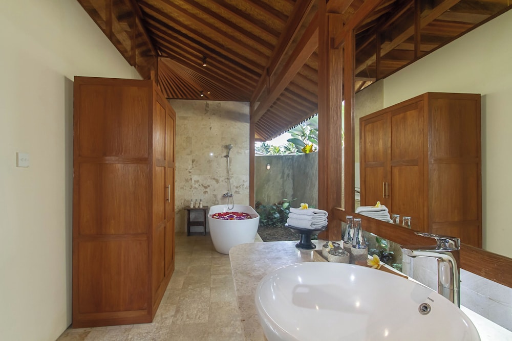 Kabinawa Ubud Villas and Cafe 40/50