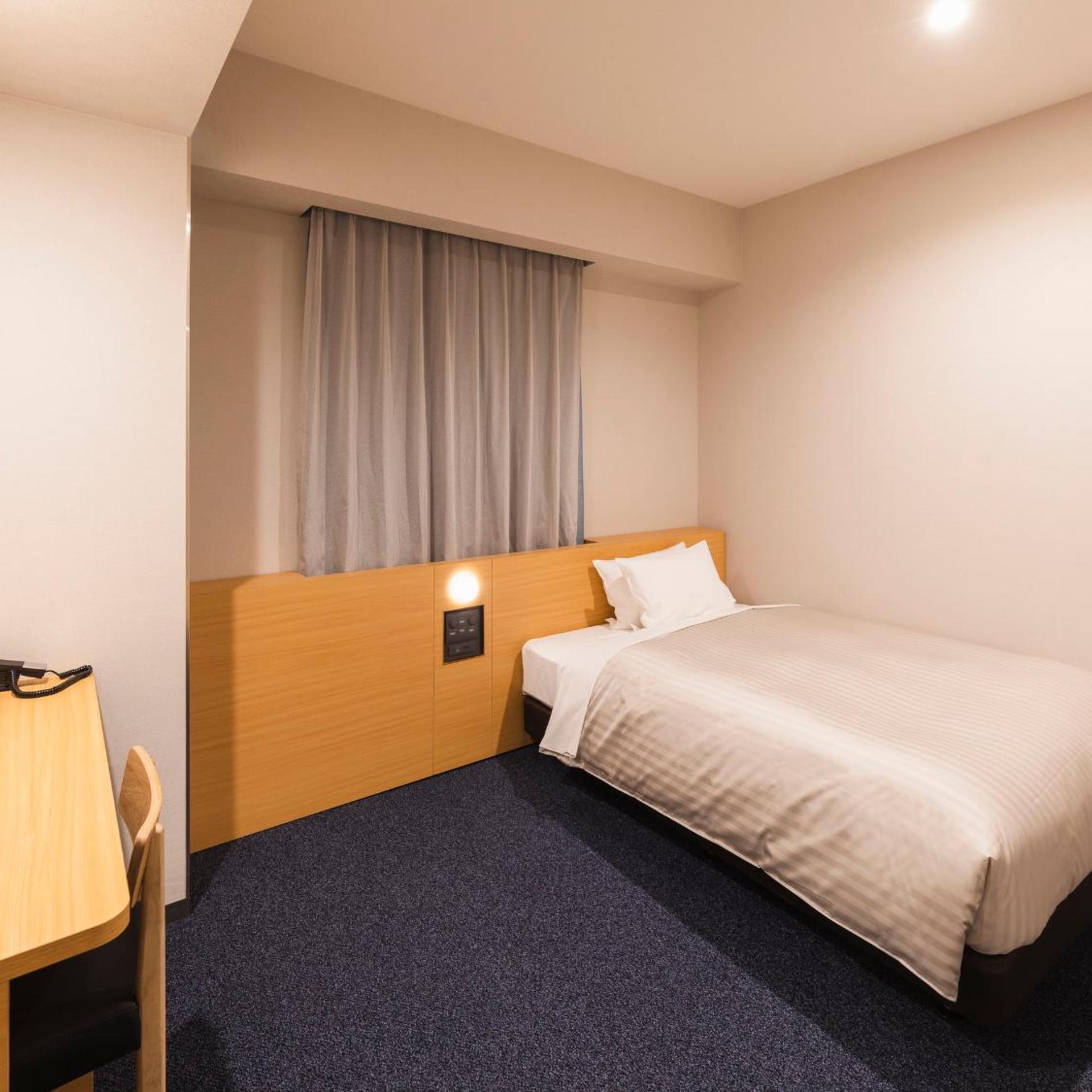 Universal, Superior, Double Bed