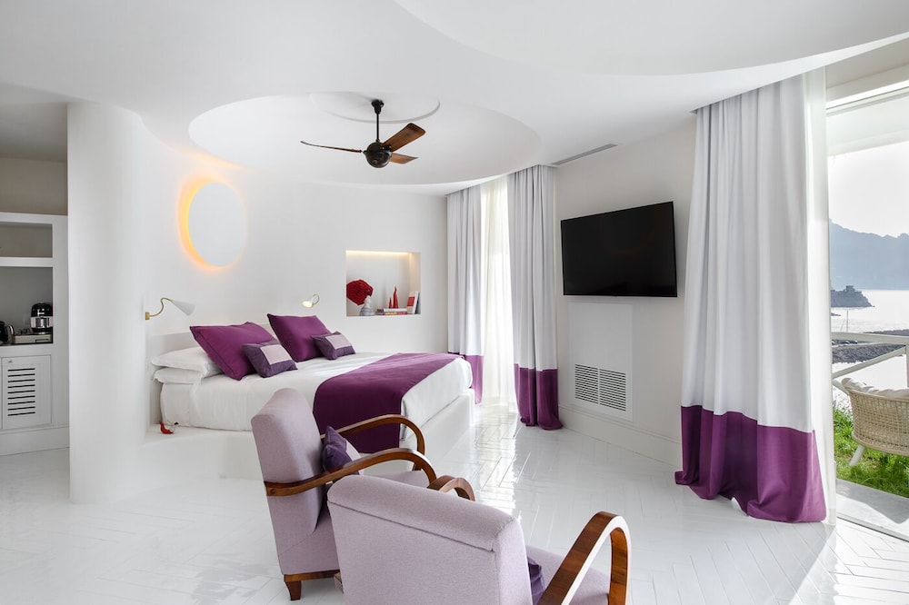 Miramalfi Hotel 56/85