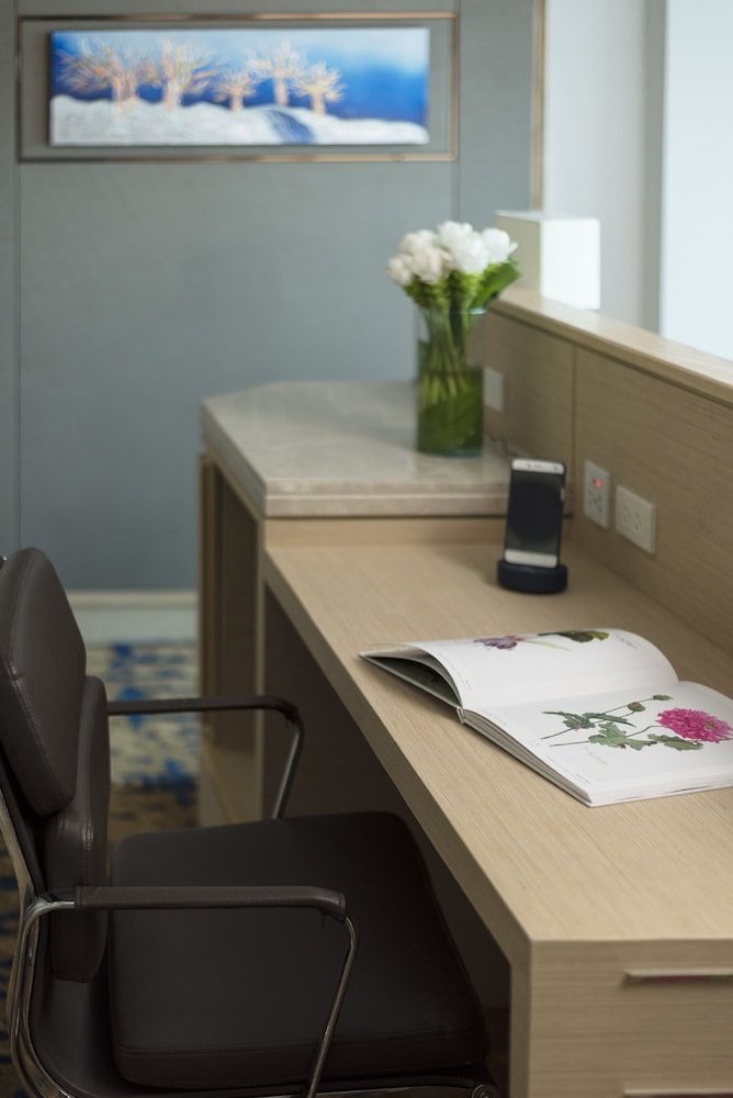 Solitaire Bangkok Sukhumvit 11 by Kingston Hotels 63/73