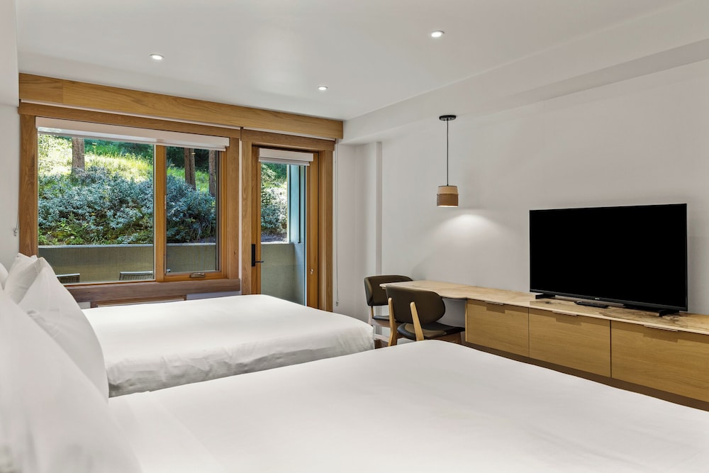 ROOM, 2 QUEEN BEDS