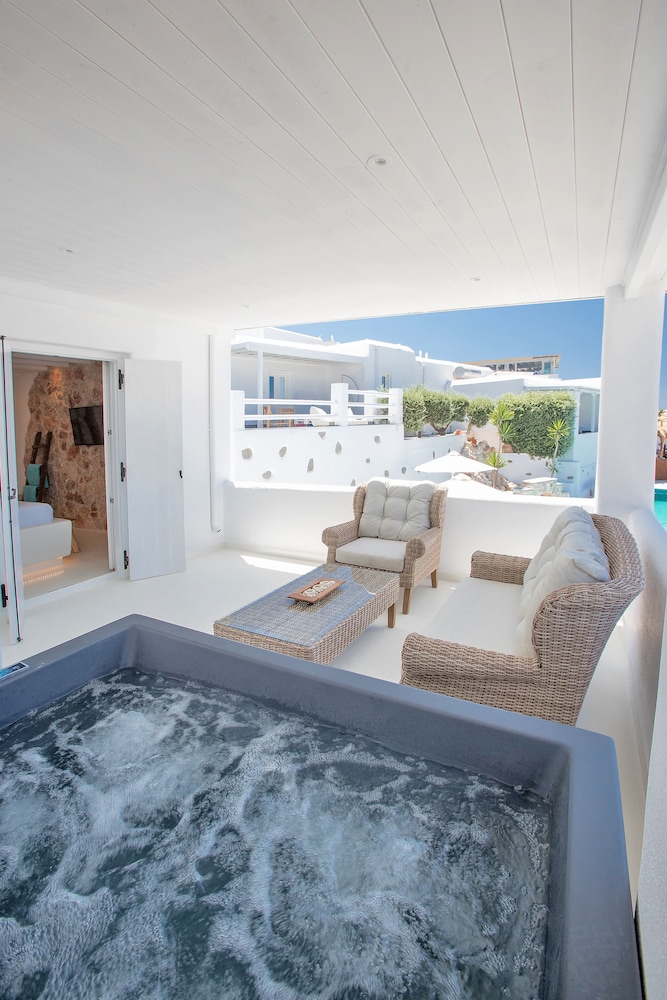 Paros Palace 33/76