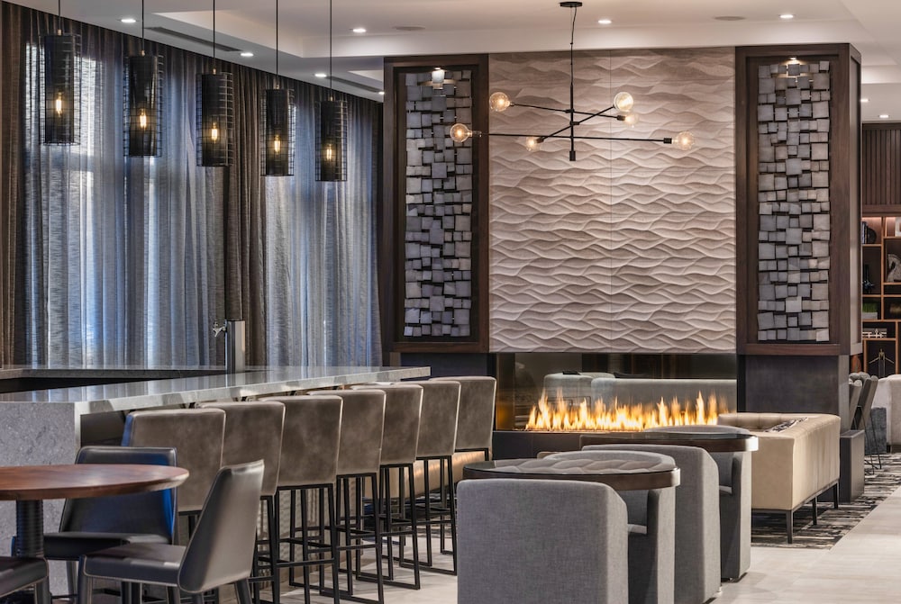 Staybridge Suites Boston Logan Airport - Revere 8/63