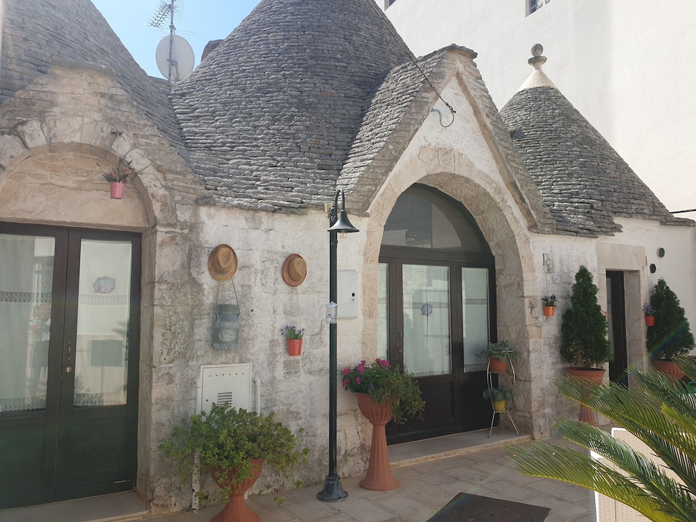 GIARDINO DEI TRULLI 3/32