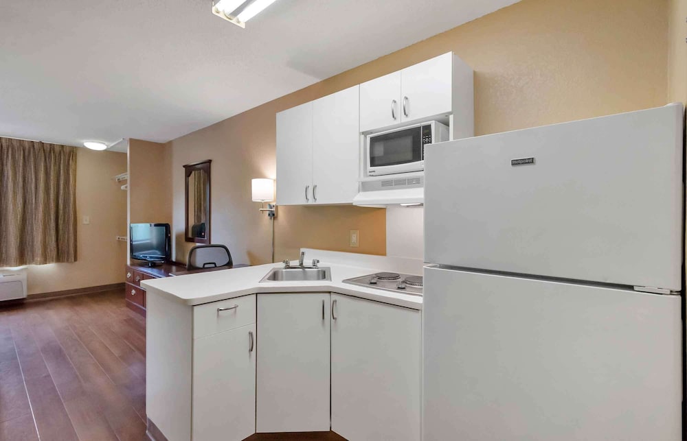 Extended Stay America - Atlanta - Perimeter - Crestline 44/45