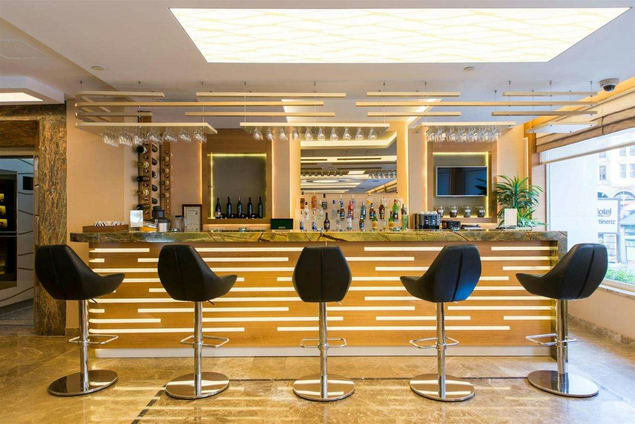 Prestige Hotel Old City 26/28