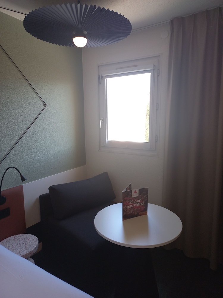 ibis Orange Centre Echangeur A7 A9 42/73