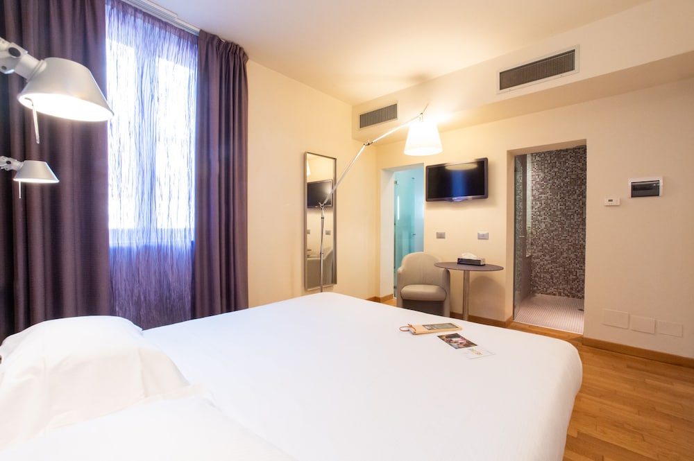 Hotel Annunziata 17/77