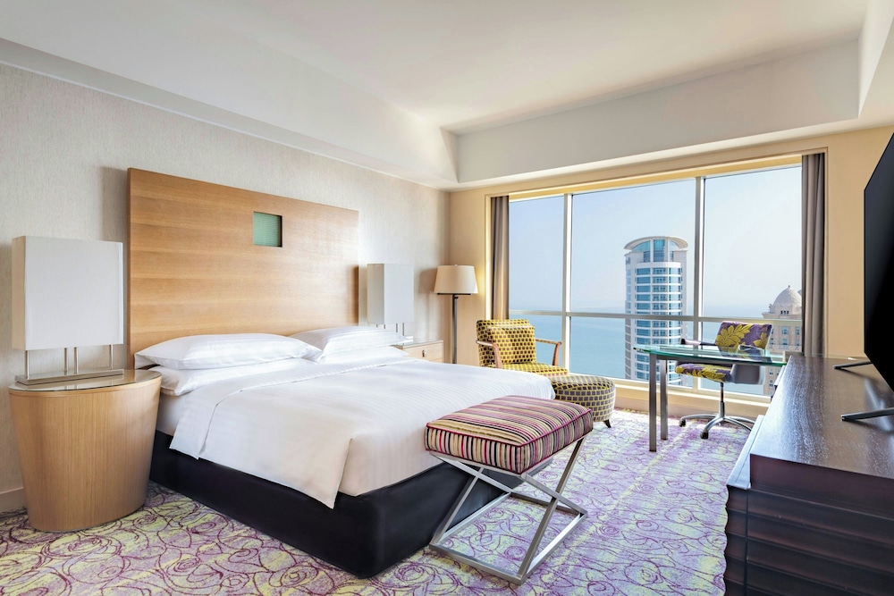 Qabila Westbay Hotel by Marriott 19/65