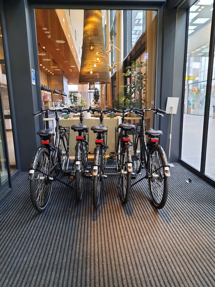 ELEMENT AMSTERDAM 30/34