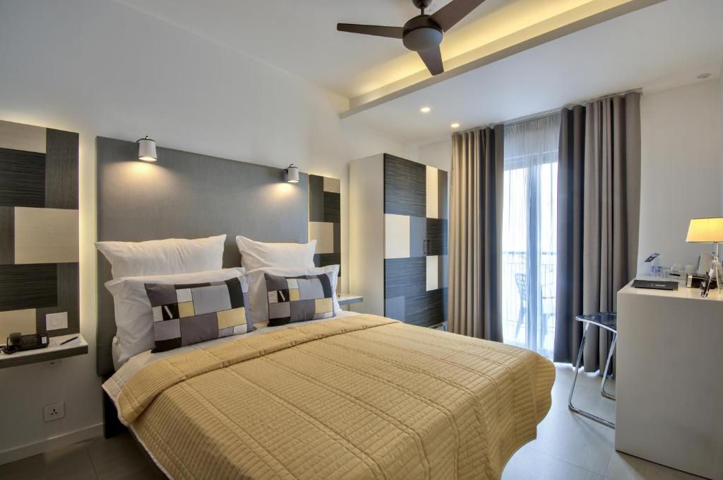ECONOMY, DOUBLE BED