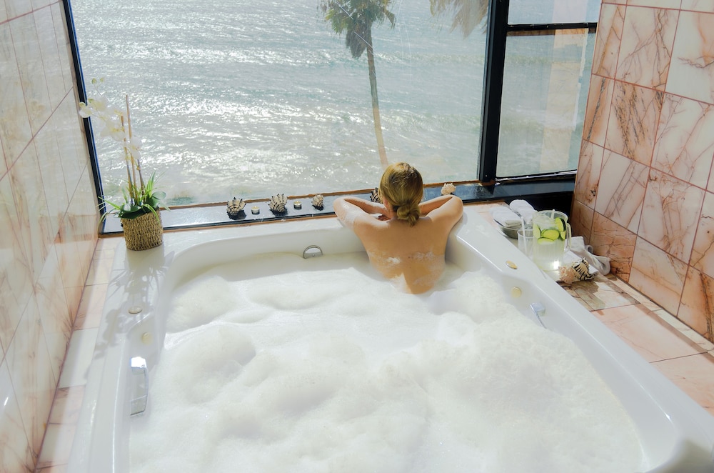 Las Rocas Resort Spa 14/50