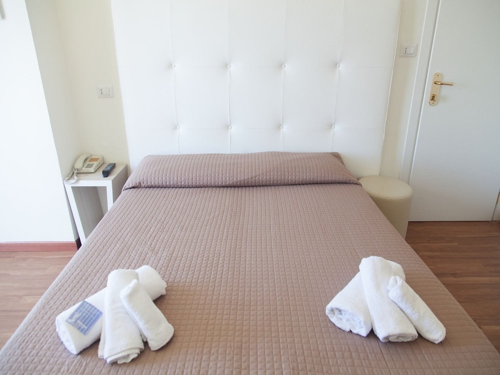 Riviera Mare Beach Life Hotel 8/71
